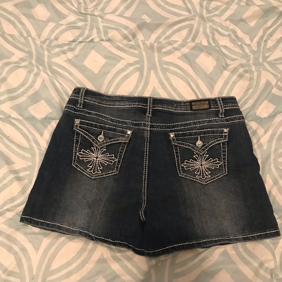 Earl high rise jean shorts - Picture 2 of 3